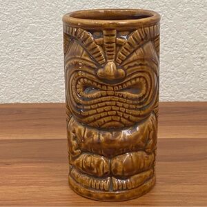 Vintage 2000 GERMAINE’S Luau Hawaii Glazed Collectible Tiki Mug